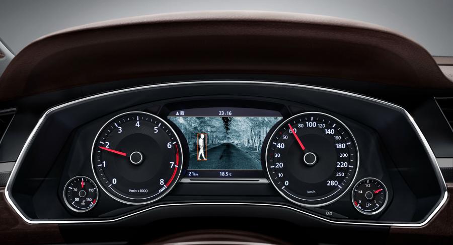 Панель приборов Volkswagen Phideon 2016 года  (CN) (фото 4 из 32)